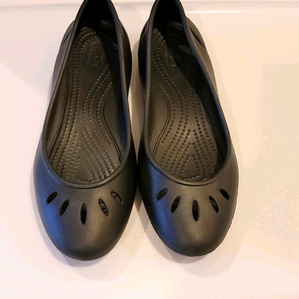 Crocs Flats for Women (Black)
